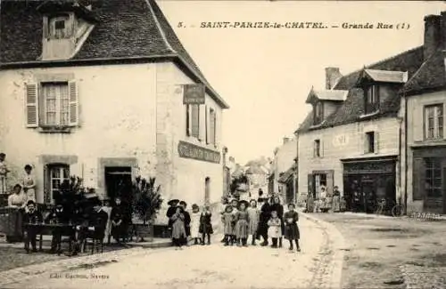 CPA Saint Parize le Chatel Nièvre, Grande Rue