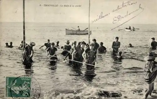 Ak Trouville Calvados, Badende am Strand