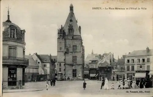 Ak Dreux Eure et Loir, La Place Metezeau et l'Hotel de Ville