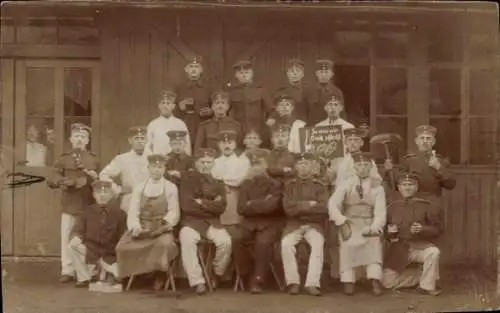 Foto Ak Zwickau in Sachsen, Deutsche Soldaten in Uniformen