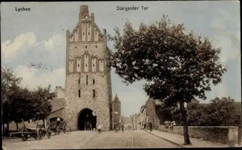 Ak Lychen in der Uckermark, Stargader Tor, Straßenpartie, Pferdefuhren