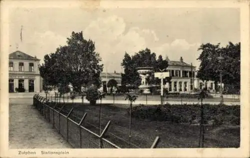 Ak Zutphen Gelderland Niederlande, Stationsplein