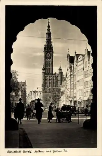 Ak Gdańsk Danzig, Rathaus, Grünes Tor, Straßenbahn