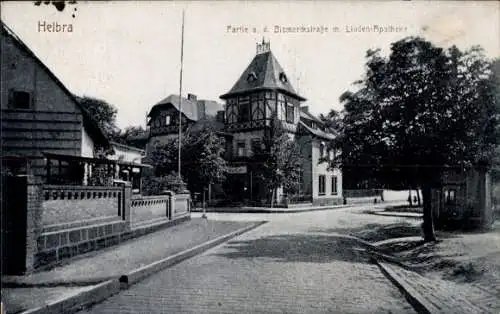 Ak Helbra in Sachsen Anhalt, Bismarckstraße, Linden-Apotheke