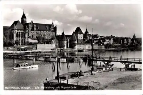 Ak Marienburg Malbork Westpreußen, Marienburg mit Nogatbrücke