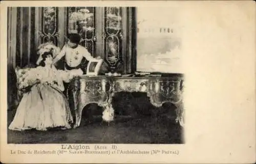 Ak Schauspielerin Sarah Bernhardt, Preval, Theaterszene, l'Aiglon, Acte II, Duc de Reichstadt