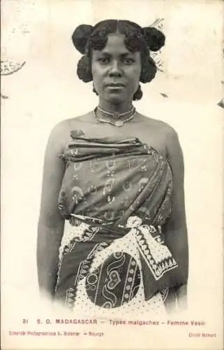 CPA Madagascar, Types malgaches, Femme Veso