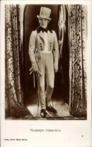 Ak Schauspieler Rudolph Valentino, Filmszene