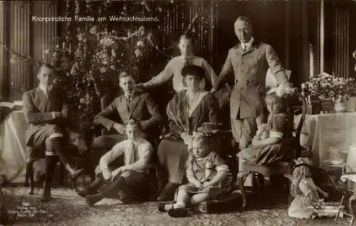 Ak Kronprinz Wilhelm von Preußen mit Familie am Weihnachtsabend