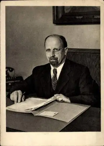 Ak Walter Ulbricht, Erster Sekretär des Zentralkomitees der SED, Portrait, DDR