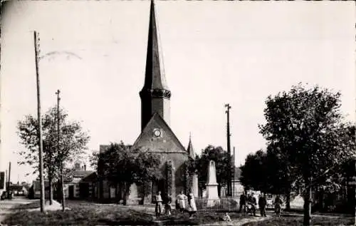 Ak Laons Eure et Loir, Kirche, Monument aux Morts