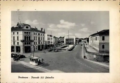 Präge Passepartout Ak Pordenone Friuli Venezia Giulia, Piazzale XX Settembre