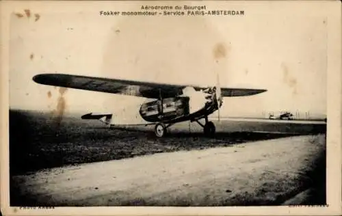 Ak Le Bourget Seine Saint Denis, Aerodrome, einmotoriges Fokker-Flugzeug, Flug Paris - Amsterdam