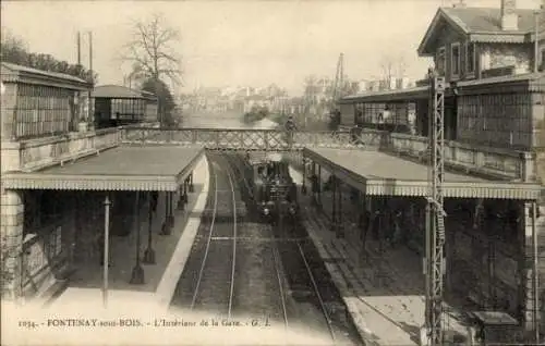 Ak Fontenay sous Bois Val de Marne, L'Interieur de la Gare, Eisenbahn