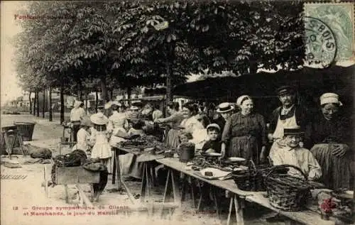 Ak Fontenay Trésigny Seine et Marne,  Markttag mit einer Gruppe von Kunden und Händlern