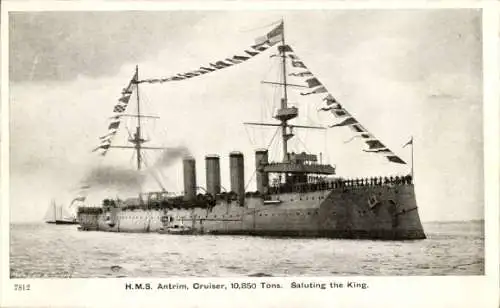 Ak  H.M.S. Antrim, Kreuzer in Vollbeflaggung, 10.850 Tonnen, salutiert dem König