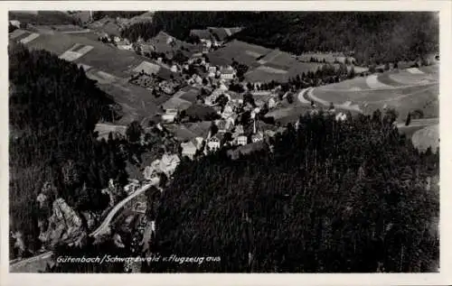 Ak Gütenbach im Schwarzwald, Fliegeraufnahme