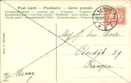 Ak Mann spielt Trommel, Musikinstrument, Becken