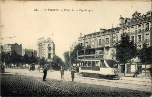 Ak Le Perreux sur Marne Val de Marne, Straßenbahn, Place de la République