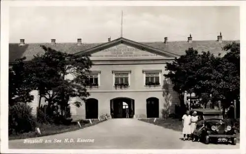 Ak Neusiedl am See Burgenland, Kaserne