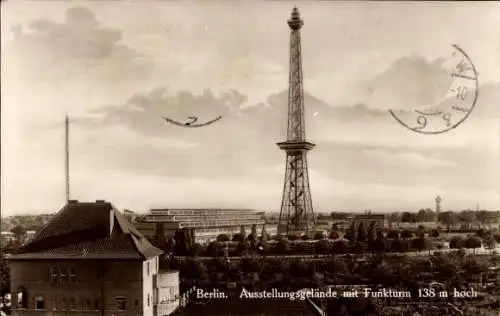 Ak Berlin Charlottenburg, Blick zum Funkturm und dem Ausstellungsgelände