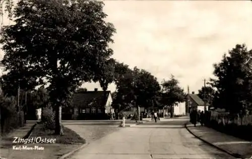 Ak Seeheilbad Zingst an der Ostsee, Karl Marx Platz