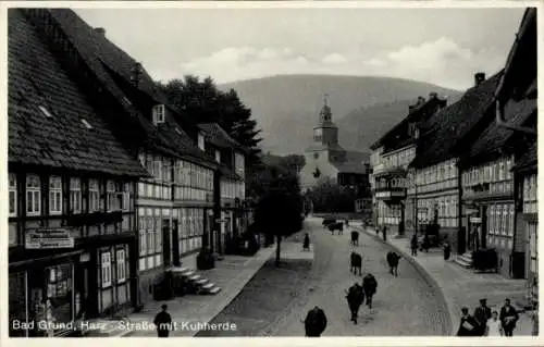 Ak Bad Grund im Harz, Straße mit Kuhherde