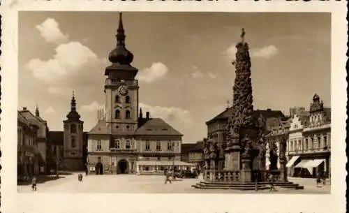 Ak Žatec Saaz Region Aussig, Marktplatz, Denkmal