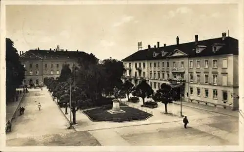 Ak Reutlingen in Württemberg, Marktplatz, Denkmal