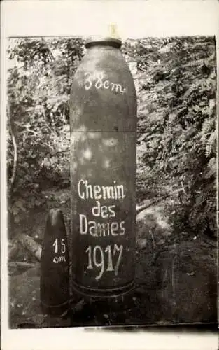 Ak Aisne, Chemin des Dames 1917, Blindgänger 38cm