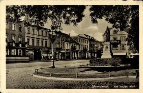 Ak Piła Schneidemühl Pommern, Am neuen Markt