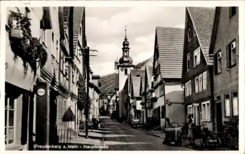 Ak Freudenberg in der Mark, Hauptstraße, Tanksäule Esso