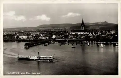 Ak Radolfzell am Bodensee Landkreis Konstanz, Blick auf die Stadt, Fährschiff, Kirche