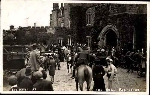 Foto Ak Hastings East Sussex England, Treffen beim Rennen auf Fairlight Hall