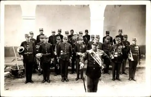 Foto Ak Innsbruck in Tirol, Marschkapelle, Musiker in Uniform, 1928