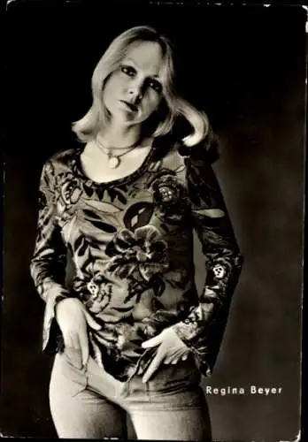 Ak Schauspielerin Regina Beyer, Portrait, Hauptmann Florian von der Mühle