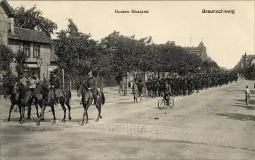 Ak Braunschweig in Niedersachsen, Deutsche Husaren, Kaiserzeit