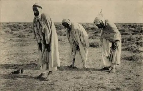 Ak Maghreb, La Prière, betende Männer, ND. Phot. 71