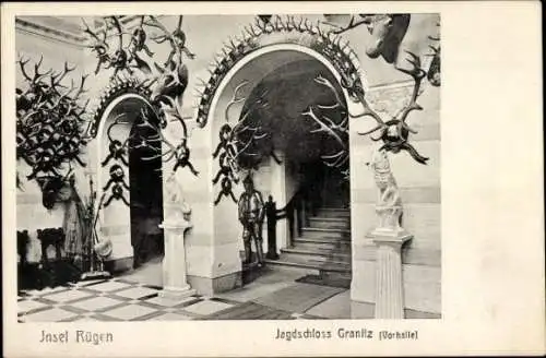 Ak Granitz Seebad Binz auf Rügen, Jagdschloss, Vorhalle