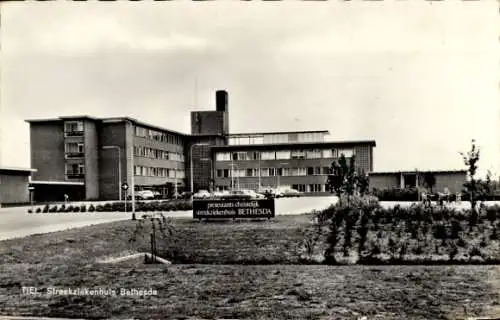 Ak Tiel Gelderland, Bethesda Regional Hospital