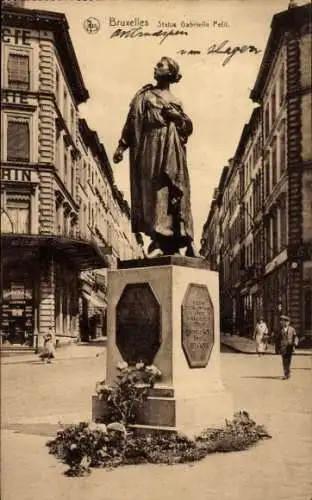 Ak Brüssel, Blick auf die Statue der Gabrielle Petit