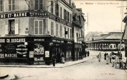 CPA Meaux Seine-et-Marne, Entrée du Marché