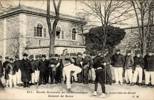 Ak Joinville le Pont Val de Marne, Gymnastikschule, Kickboxen