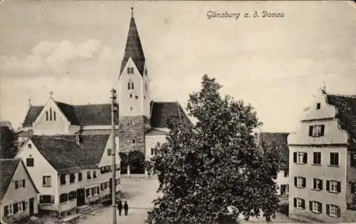 Ak Günzburg an der Donau Schwaben, Teilansicht, Kirche