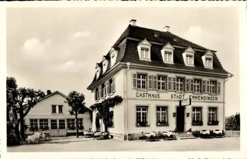 Foto Ak Augsburg in Schwaben, Straßenpartie in der Stadt