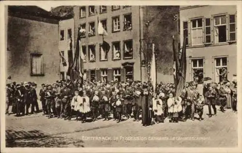 Ak Echternach Luxemburg, La Procession dansante, Le Commencement