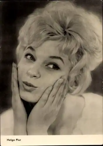 Ak Schauspielerin Helga Piur, Wo der Zug nicht lange hält, Ärzte, DEFA Film, Portrait