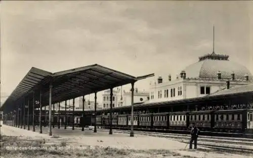 Ak Konstantinopel Istanbul Türkei, Eisenbahnzug im Bahnhof