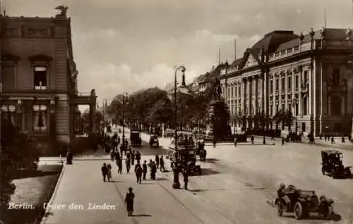 Ak Berlin Mitte, Unter den Linden, Verkehr