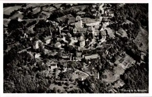 Ak Burg an der Wupper Solingen im Bergischen Land, Fliegeraufnahme, Stadtpanorama, Schloss